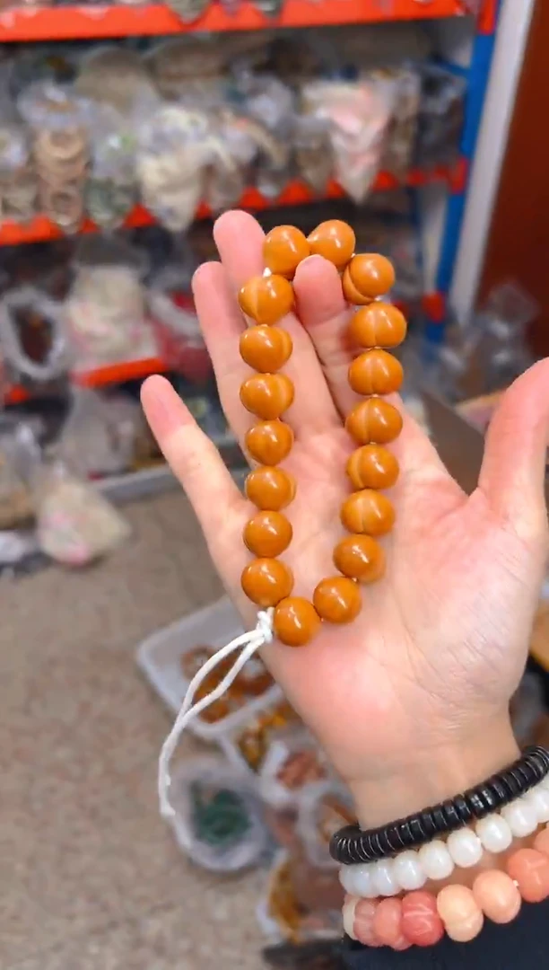 吊坠猴头核桃猴头光面屁桃手持 高货