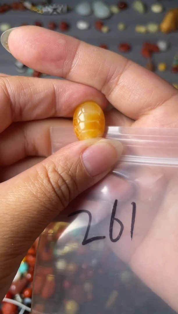 裸石蜜蜡未镶嵌多样性发货，261