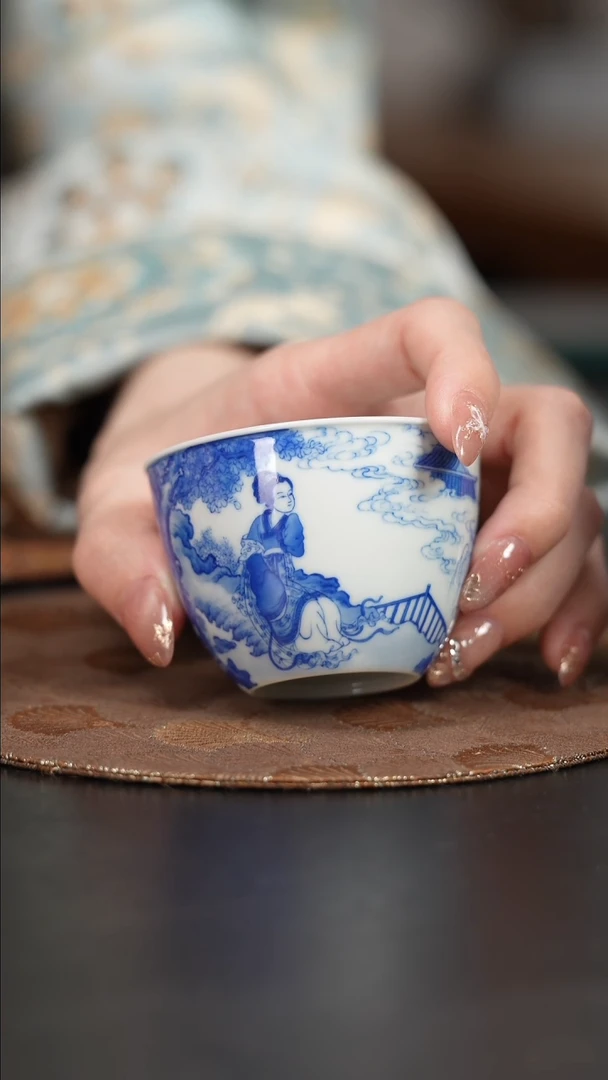 【闪购商品】杯恒垣山房青花牡丹亭