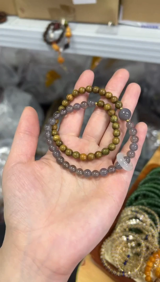 【闪购商品】维腊木（绿檀）手串未镶嵌绿檀木玛瑙跑环款双圈[052]