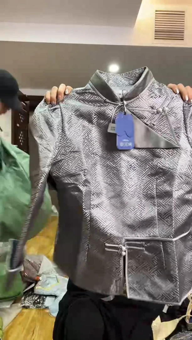 外套 XL 125斤以里