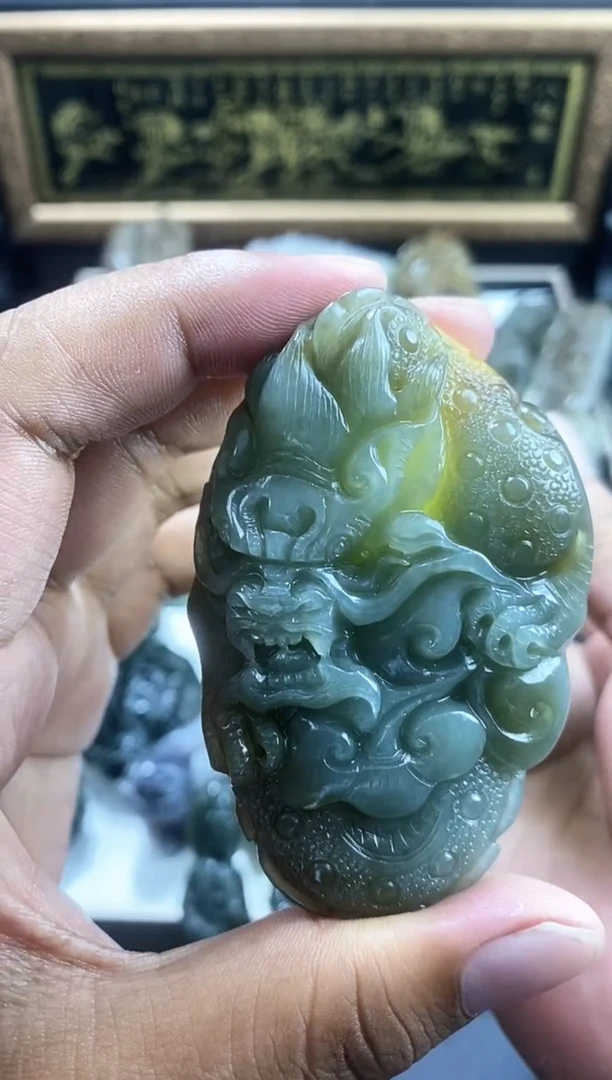和田玉未镶嵌颈饰1