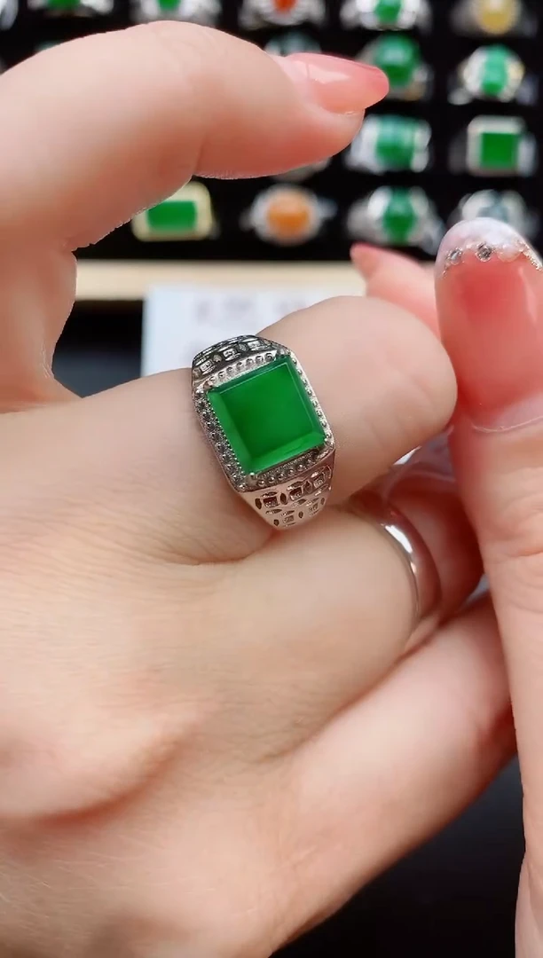 【闪购商品】翡翠戒指银S925镶嵌54544