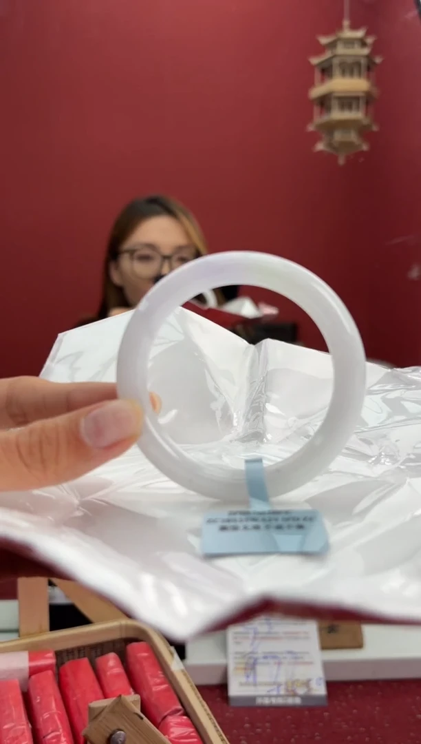 翡翠手镯（圆镯）未镶嵌3手镯