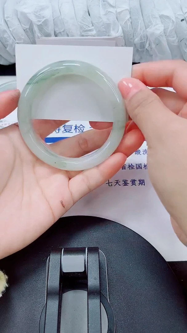 未镶嵌手镯石英质玉67-57/58
