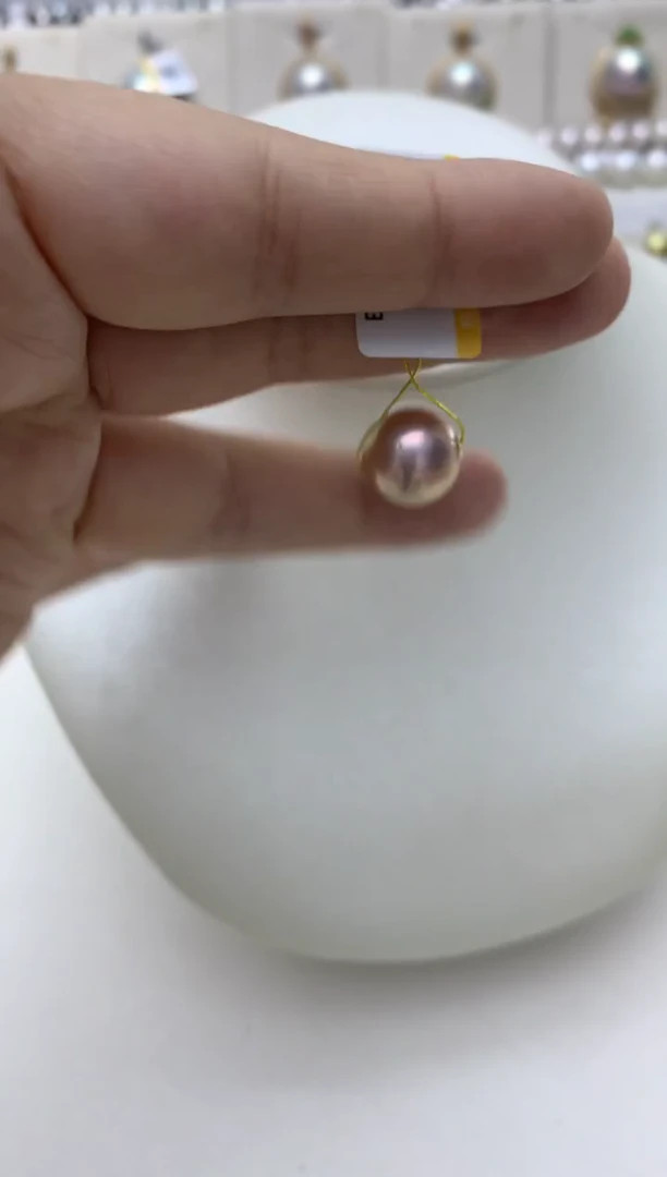 颈饰18K金镶嵌淡水珍珠e7