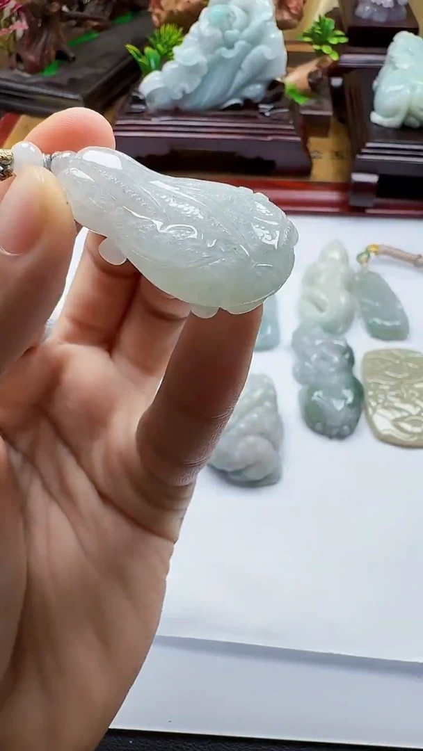 吊坠(不含链)未镶嵌翡翠1