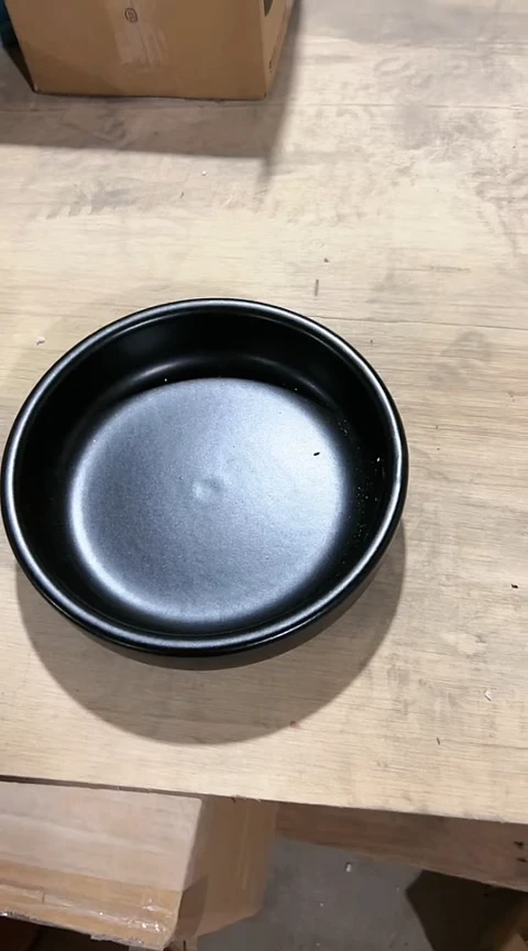 瑕疵22黑色圆煎盘