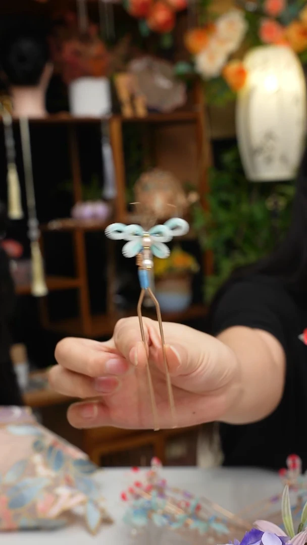 铁合金醋酸锦簪阁