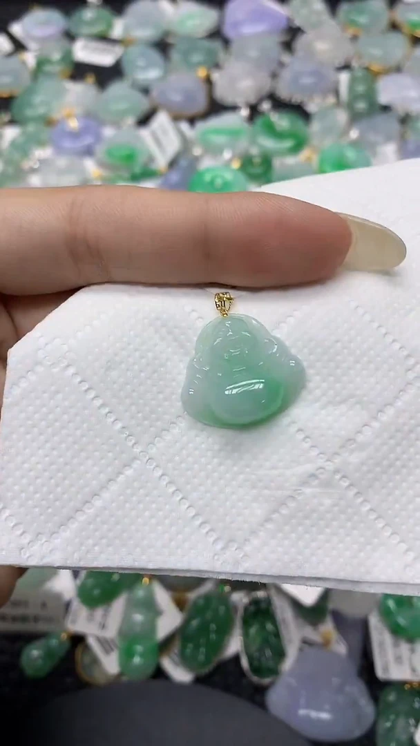 颈饰18K金镶嵌翡翠11111111111