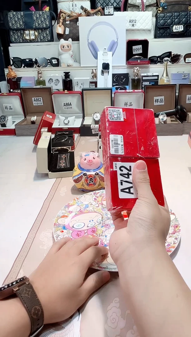 瓷片瓷器 库房到期 全部地板价@@1