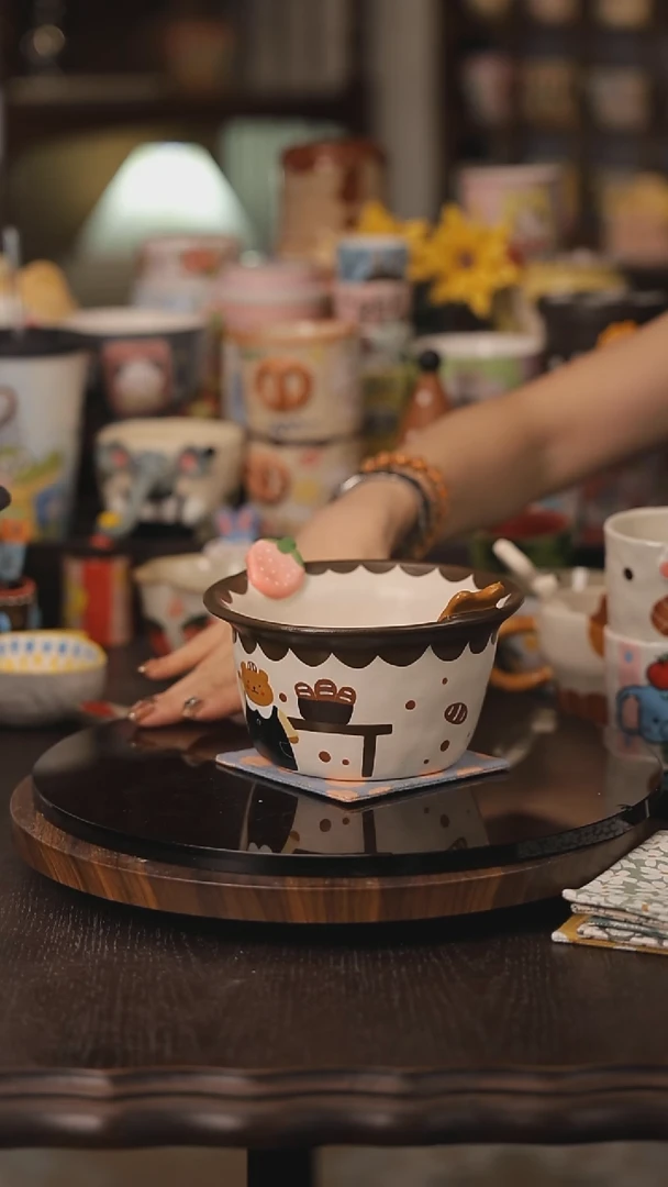 摆件景德镇釉下彩绘设计师款式陶瓷