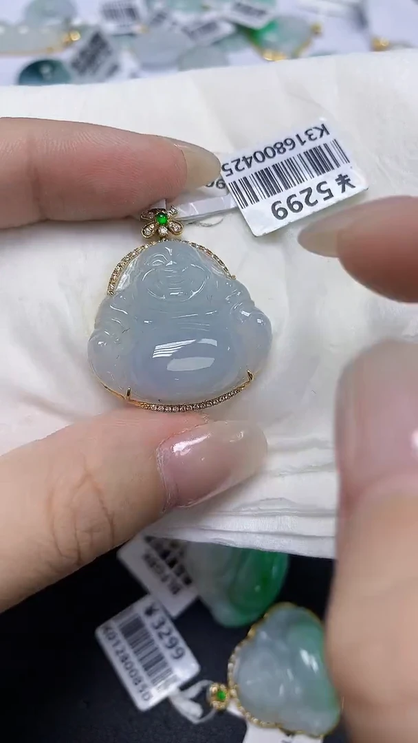 翡翠18K金镶嵌颈饰天然缅甸翡翠A货