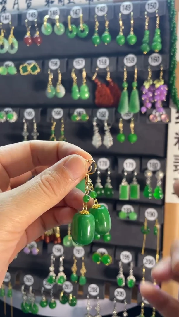 【闪购商品】翡翠耳饰银S925镶嵌439....