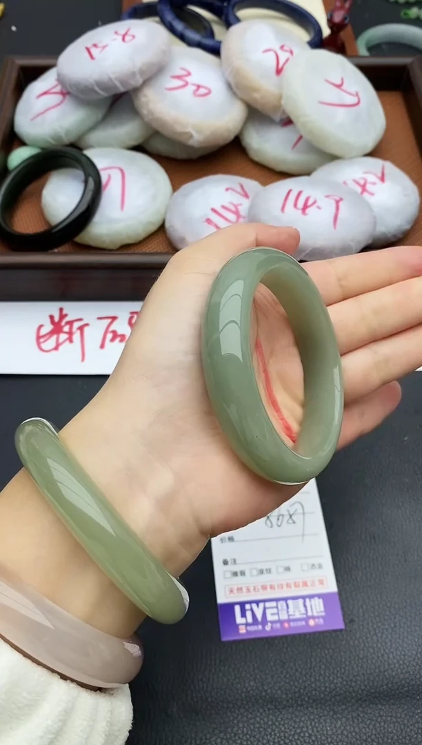 未镶嵌手镯石英质玉127+56/57