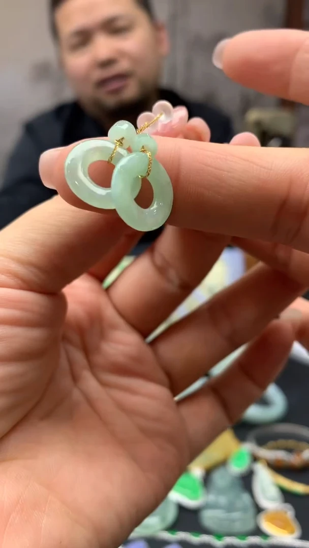【闪购商品】翡翠颈饰18K金镶嵌21-天然翡翠