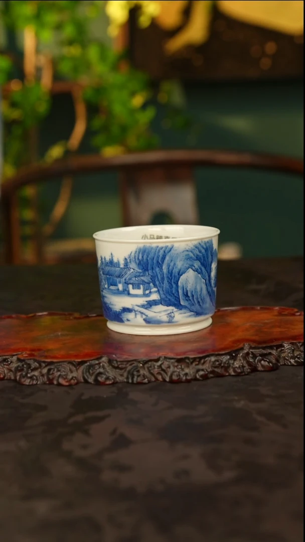 谢凯 青花手绘山水主人杯