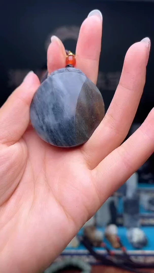 未镶嵌和田玉挂件1