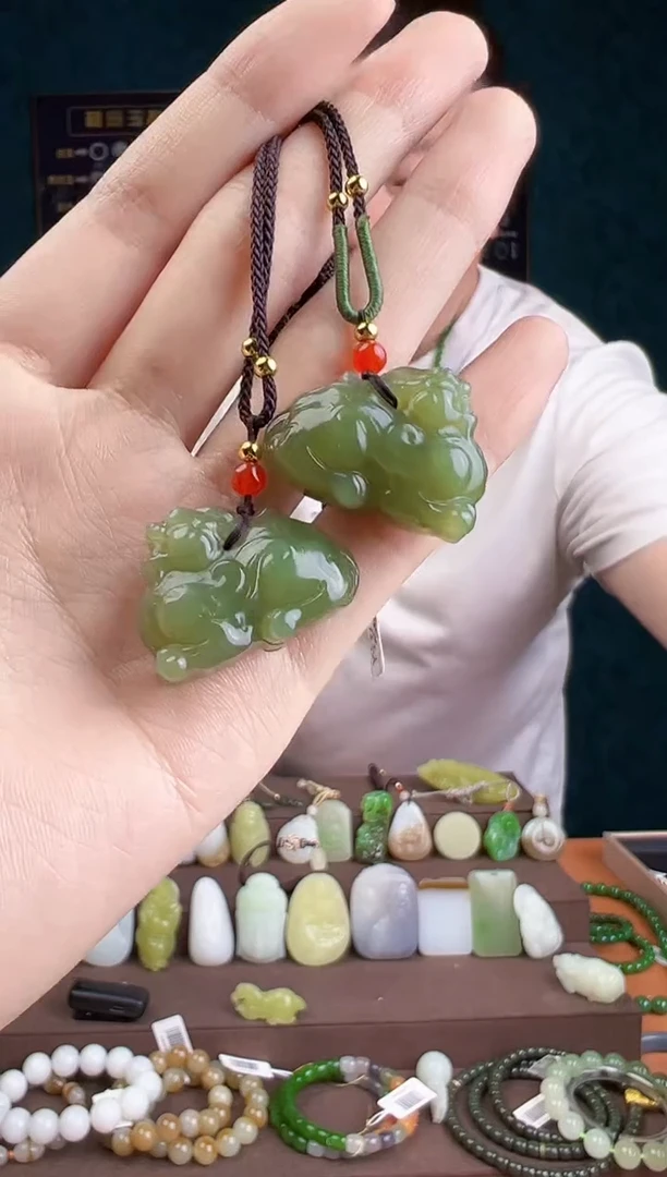 和田玉未镶嵌颈饰多样性发货 拍一单发一个