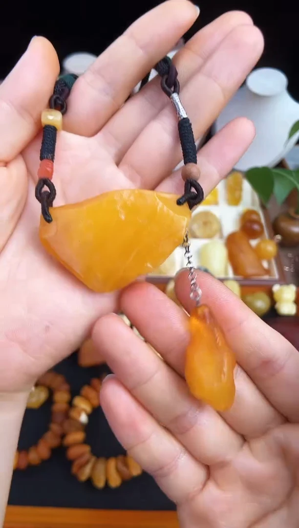 未镶嵌琥珀珠宝奇石柒月