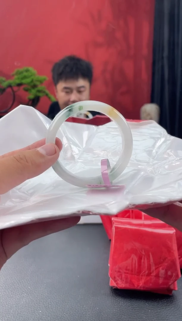 未镶嵌手镯翡翠32