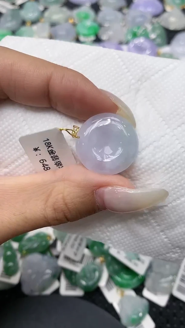 颈饰18K金镶嵌翡翠11111111111