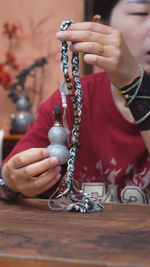 羽****爸697缘梦漆艺工艺葫芦
