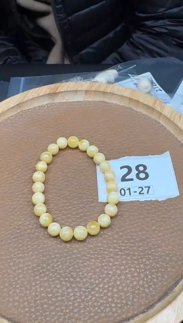 【闪购商品】蜜蜡手链未镶嵌8.4mm左右保真蜜蜡单圈一条