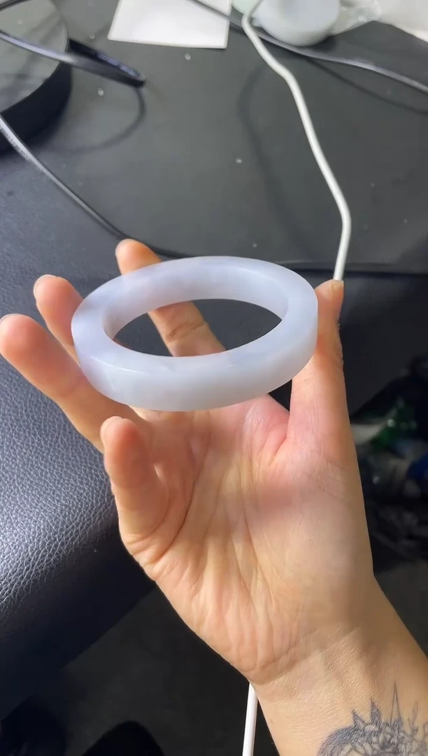 未镶嵌手镯定制翡翠芃**麦手镯