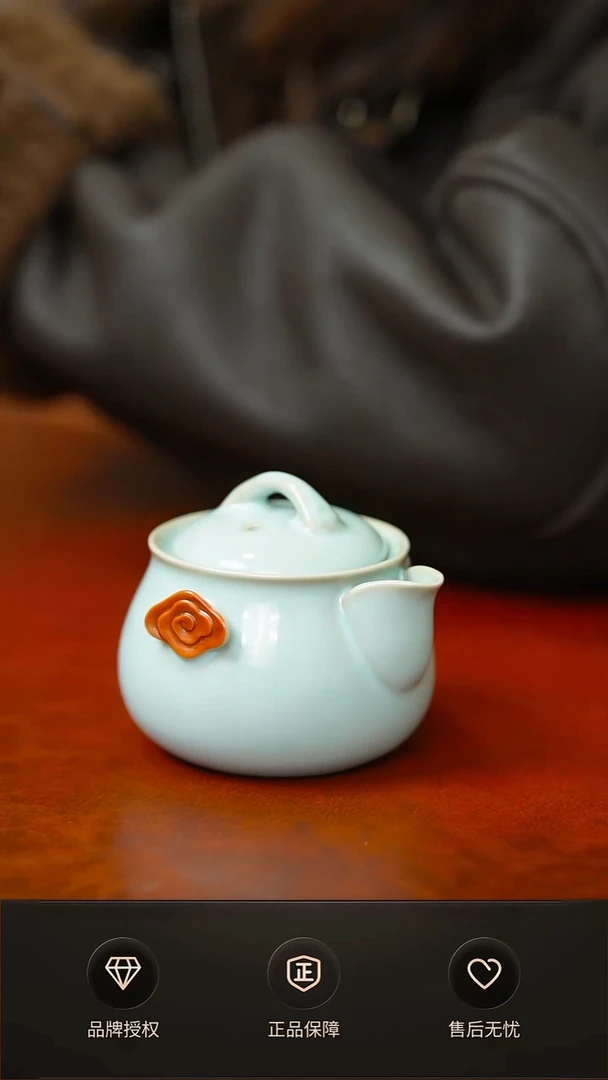 其他天青新品手抓壶不完美 简装无底款