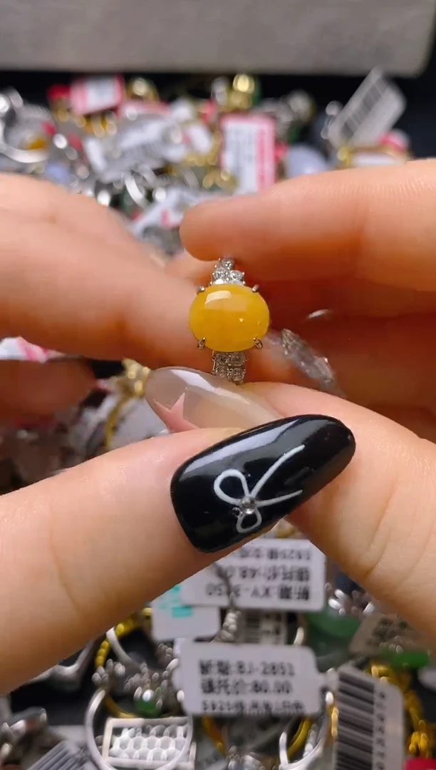 银S925镶嵌戒指翡翠 百内无证书