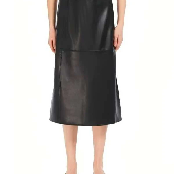 未使用 MaxMara 25款秋季新品设计感光面休闲皮半身裙plata