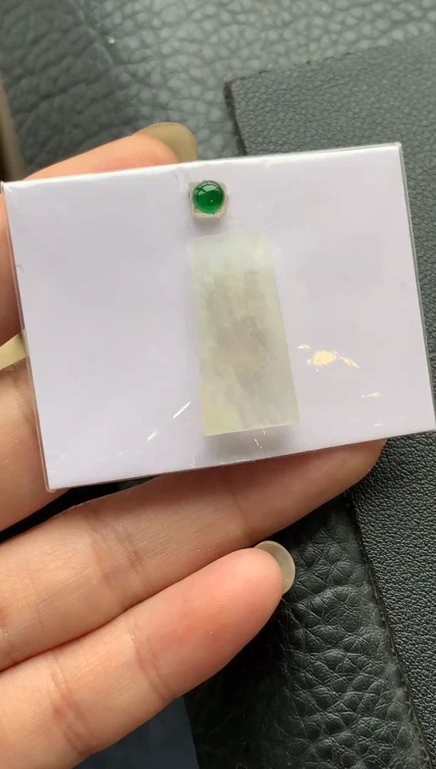【闪购商品】定制翡翠未镶嵌无事牌+蛋面-888+88