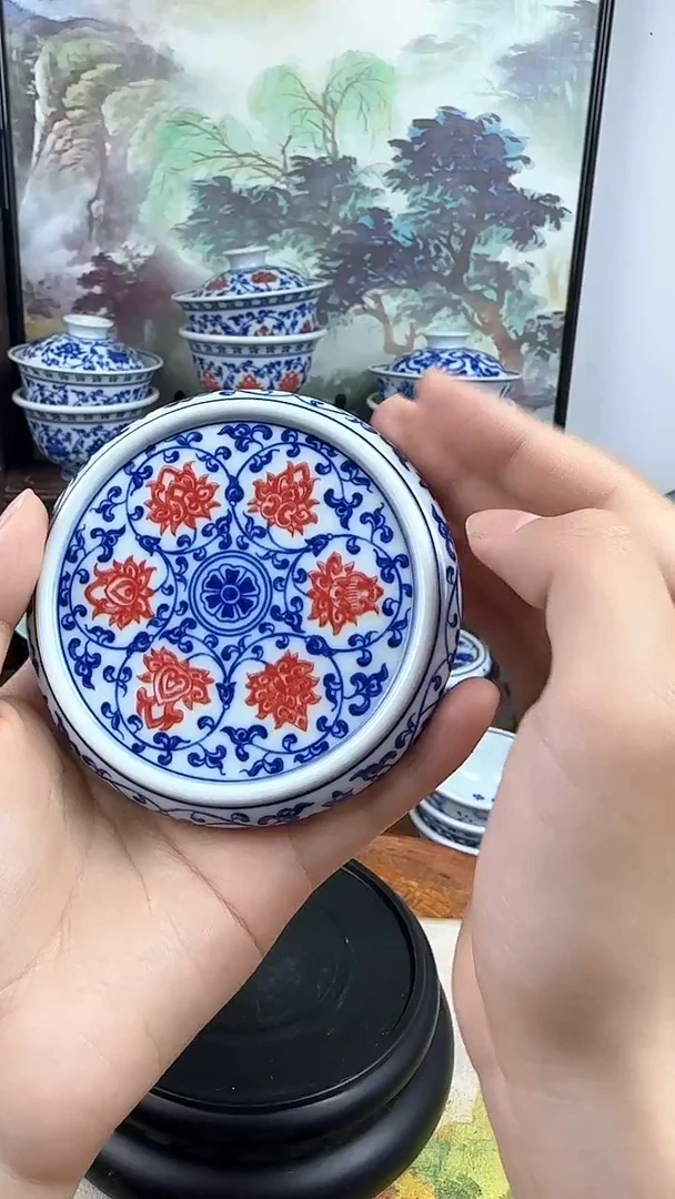陶瓷青花釉里红缠枝莲盖置