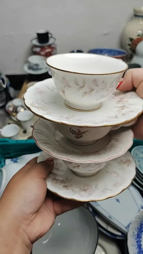紫韵陶艺优品小铺优****. 紫韵陶艺优品小铺