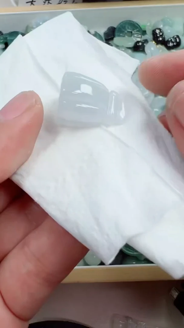 散珠翡翠488号，A货翡翠