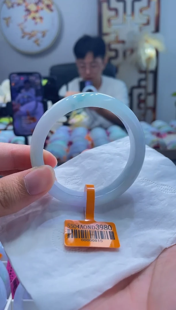 翡翠手镯未镶嵌214-55