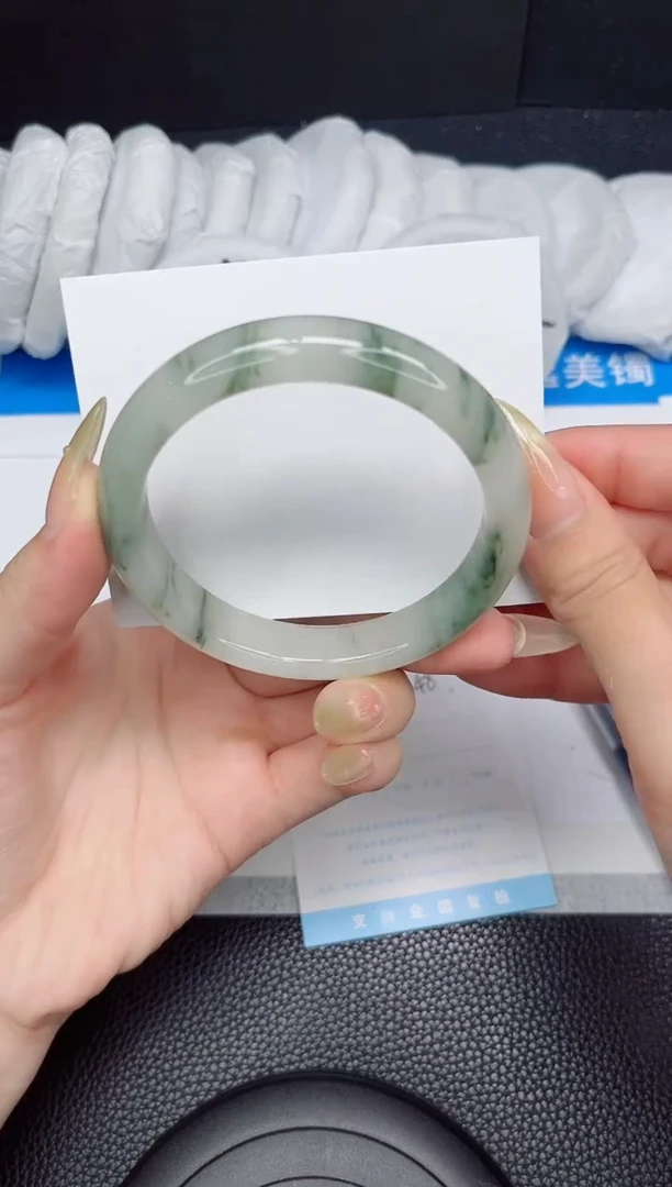 石英质玉手镯未镶嵌48-61.6