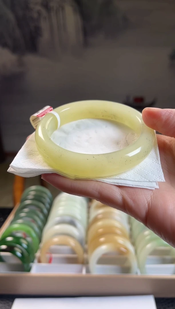 未镶嵌手镯和田玉60圈口0942