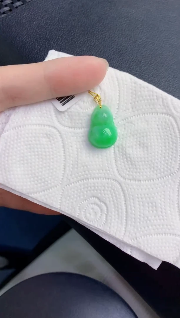 颈饰18K金镶嵌翡翠天然翡翠缅甸A货
