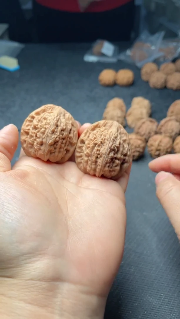 把件文玩核桃w217   望月 39尺