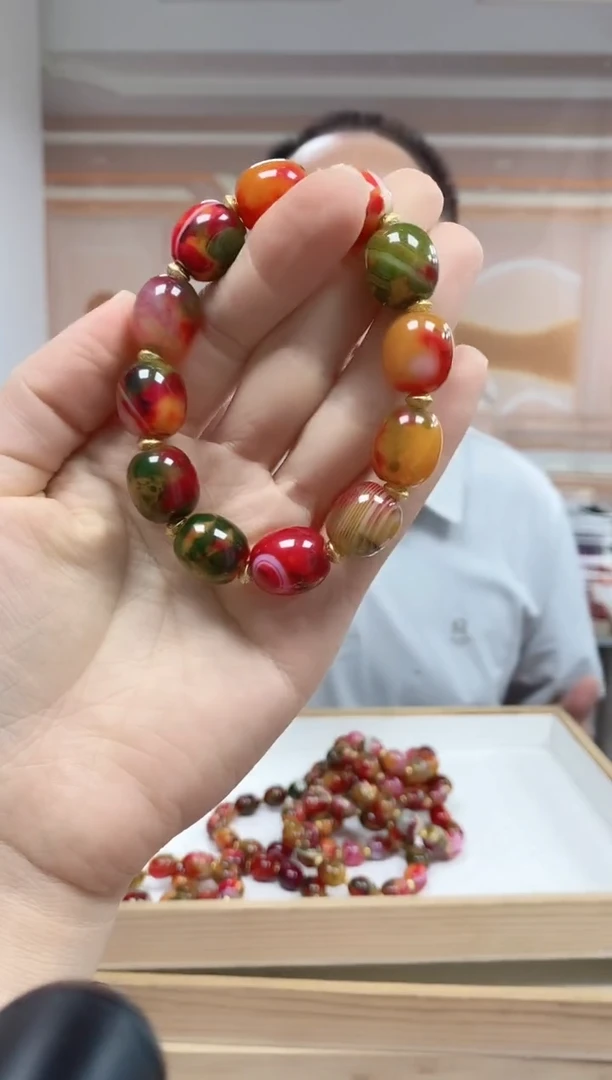 未镶嵌手串玛瑙/玉髓七彩红花玛瑙桶珠手串