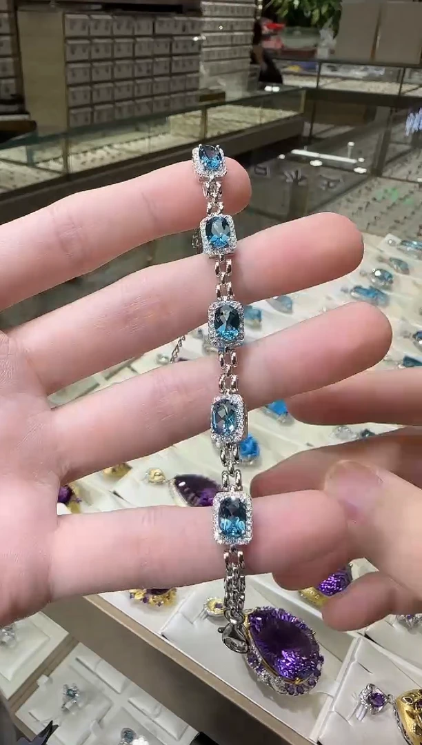 银S925镶嵌托帕石手链6*8mm伦敦蓝