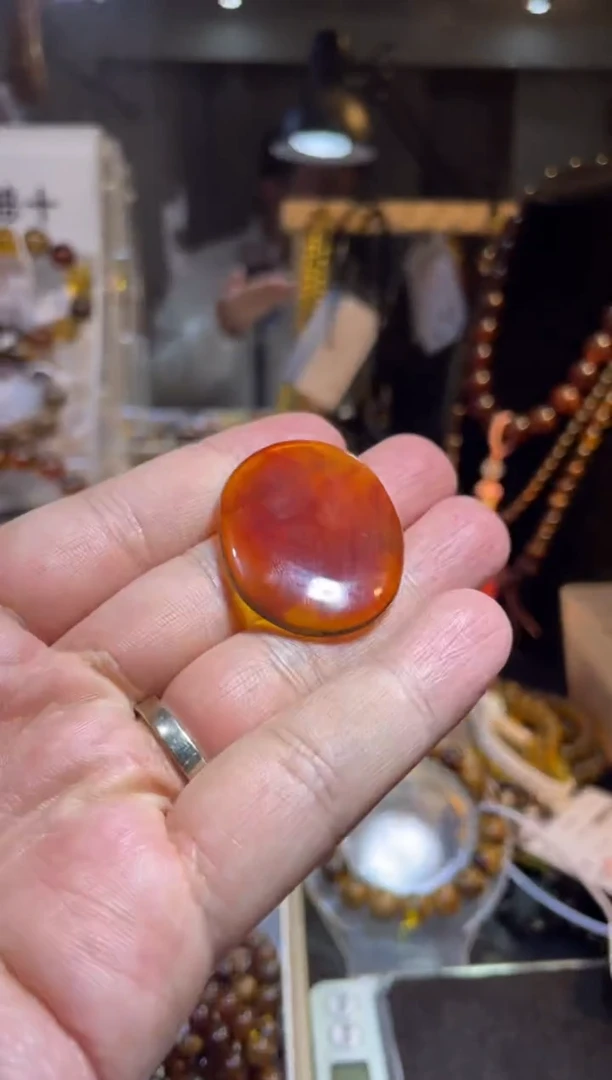 裸石琥珀未镶嵌血珀随型 小刮板