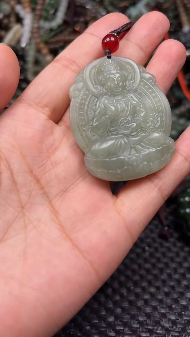 和田玉未镶嵌颈饰1