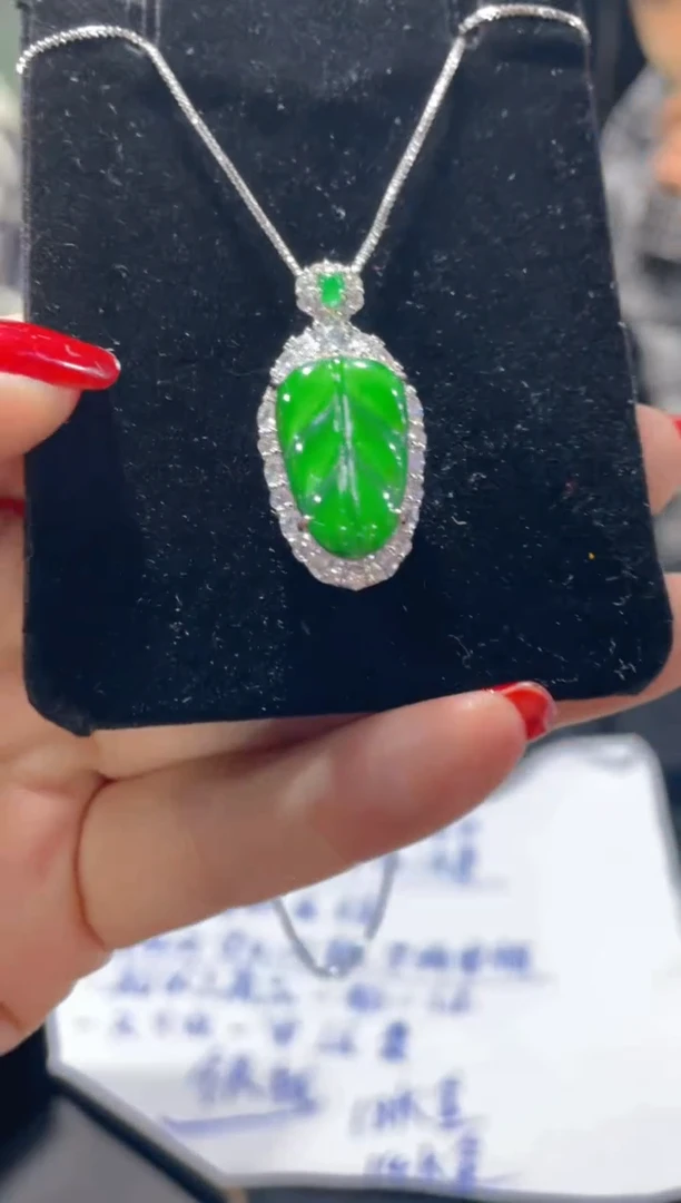 【闪购商品】定制翡翠未镶嵌天然A货翡翠多样性发货拍一发一