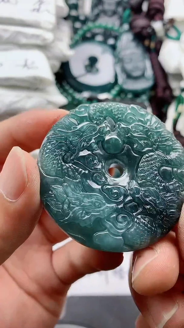 翡翠未镶嵌颈饰8888888888