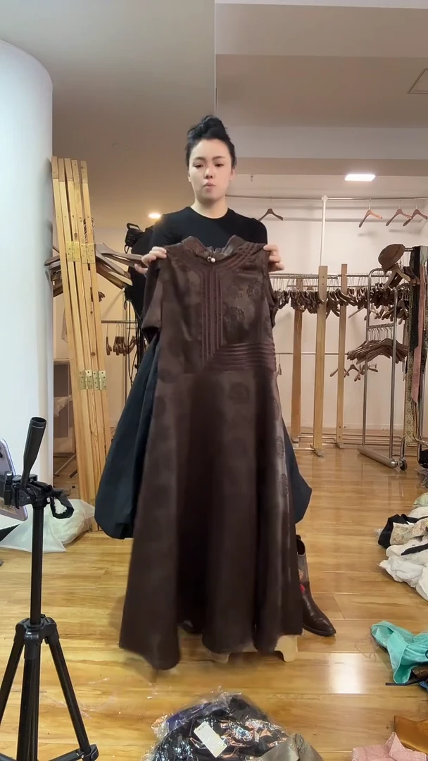 S 98斤以里  裙子