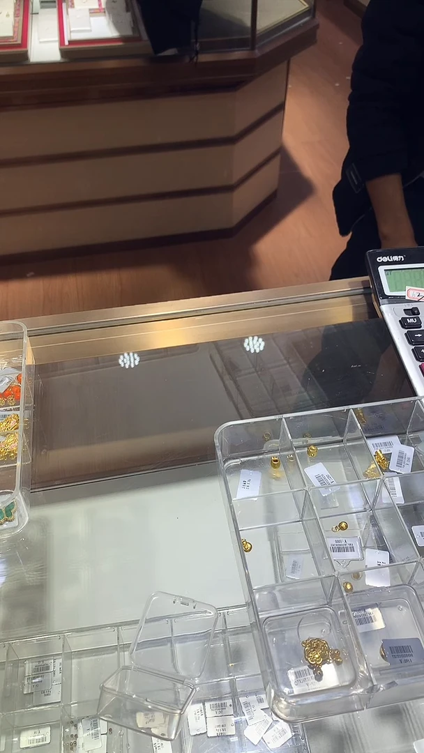 【闪购商品】定制足金吊坠(不含链)金衣