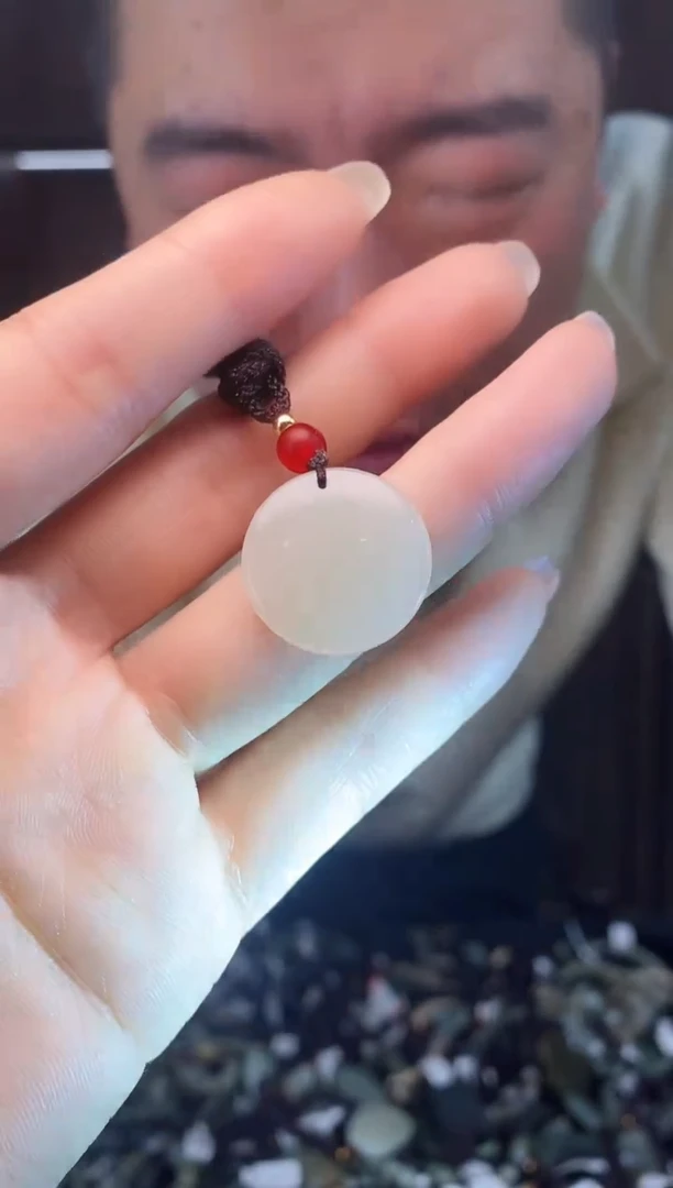 【闪购商品】和田玉颈饰未镶嵌多样性发货，拍一发一